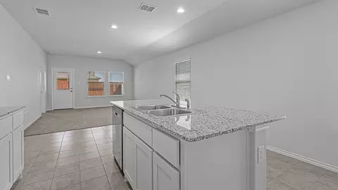 Kitchen - 136 Springhill North Rd, Boyd, TX 76023 photo 4 of 7