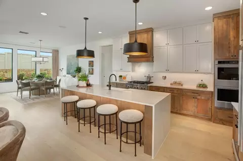 Kitchen - 2012 Rangeland Way, Argyle, TX 76226 photo 9 of 10