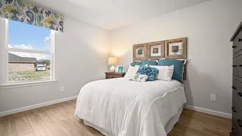Bedroom - 1063 Realm Rd E, Mobile, AL 36608 photo 9 of 11