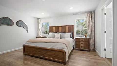 Bedroom - 1063 Realm Rd E, Mobile, AL 36608 photo 1 of 11