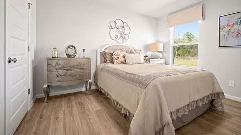 Bedroom - 1063 Realm Rd E, Mobile, AL 36608 photo 7 of 11