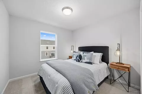 Bedroom - 13627 Pine Dr, Rogers, MN 55374 photo 3 of 3