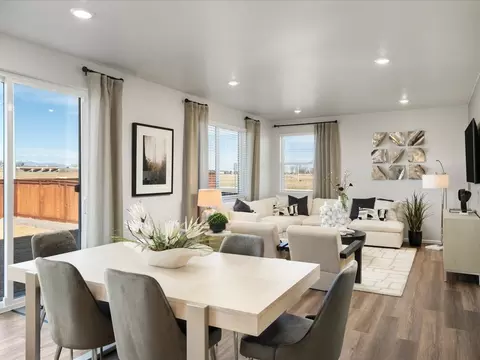 Dining - 9389 Foxfire St, Longmont, CO 80504 photo 1 of 1