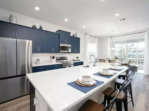 Kitchen - 5485 Buckeye Bend Dr, Saint Cloud, FL 34772 photo 2 of 8