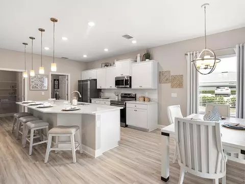 Kitchen - 5485 Buckeye Bend Dr, Saint Cloud, FL 34772 photo 4 of 8