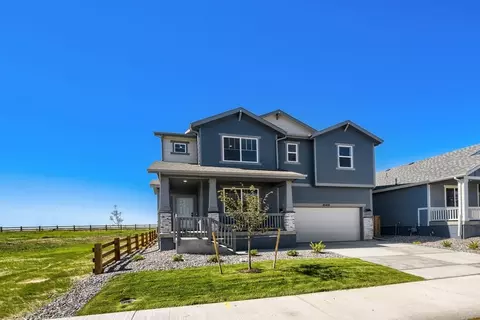 Exterior - 46434 Heritage Ave, Bennett, CO 80102 photo 4 of 11