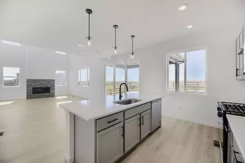 Kitchen - 46434 Heritage Ave, Bennett, CO 80102 photo 2 of 6