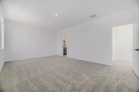 Bedroom - 46434 Heritage Ave, Bennett, CO 80102 photo 1 of 17