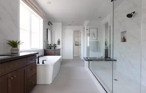 Bath - 984 Oakscape Ln, Lincoln, CA 95648 photo 1 of 4