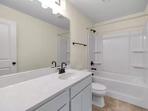 Bath - 390 Olympic Dr, Pacific, MO 63069 photo 2 of 2