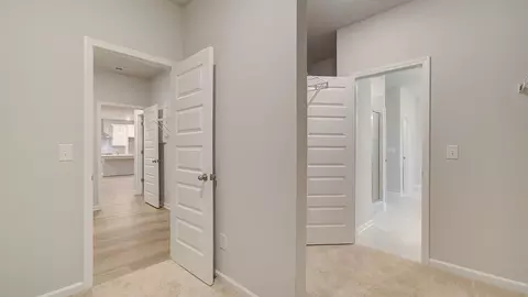 Entry Way - 113 Frontier Way, Mcdonough, GA 30253 photo 3 of 5