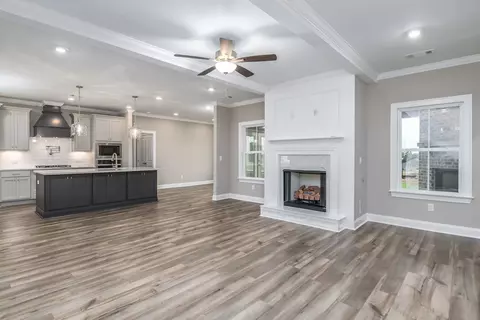 Living - 127 Laurel Branch Dr, Dothan, AL 36305 photo 1 of 2