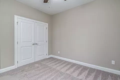 Bedroom - 127 Laurel Branch Dr, Dothan, AL 36305 photo 3 of 4