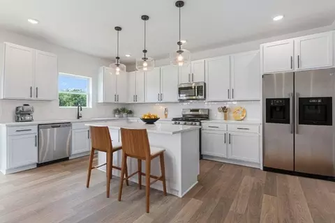 Kitchen - Texas Dr, Kalamazoo, MI 49009 photo 2 of 4
