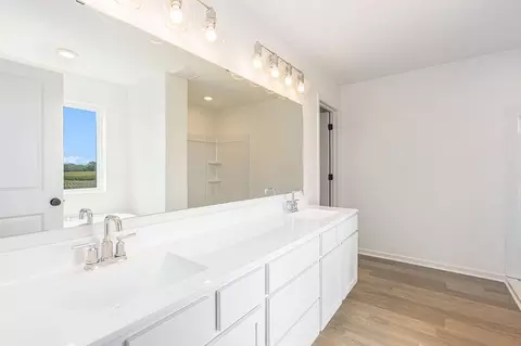 Bath - Texas Dr, Kalamazoo, MI 49009 photo 1 of 3
