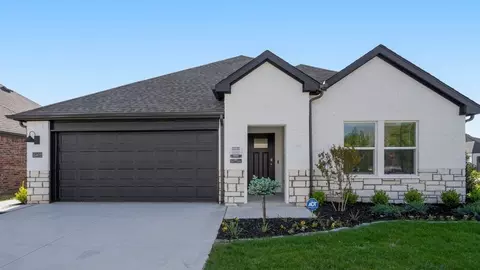 Exterior - 7515 N 154th E Ave, Owasso, OK 74055 photo 3 of 7