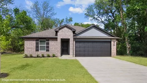 Exterior - 7515 N 154th E Ave, Owasso, OK 74055 photo 2 of 7