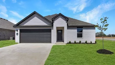 Exterior - 7515 N 154th E Ave, Owasso, OK 74055 photo 1 of 7