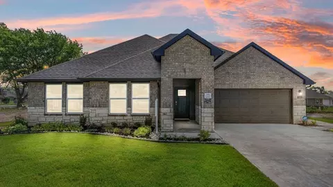 Exterior - 7515 N 154th E Ave, Owasso, OK 74055 photo 7 of 7