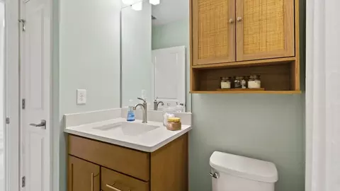 Bath - 219 Meredith Blvd, Winter Haven, FL 33881 photo 2 of 6