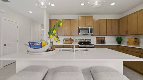 Kitchen - 219 Meredith Blvd, Winter Haven, FL 33881 photo 2 of 7