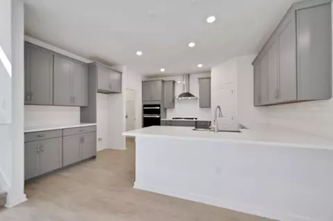 Kitchen - 182 Brook Forest Dr, Saint Augustine, FL 32092 photo 8 of 15