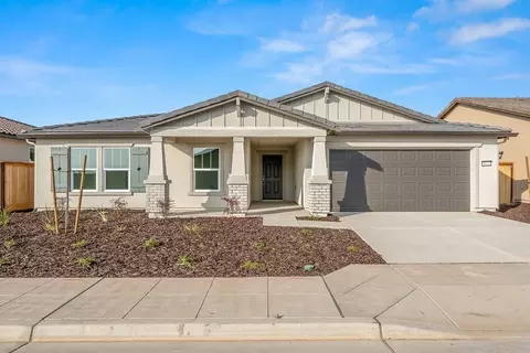 5121 E Audrie Ave, Fresno, CA 93725