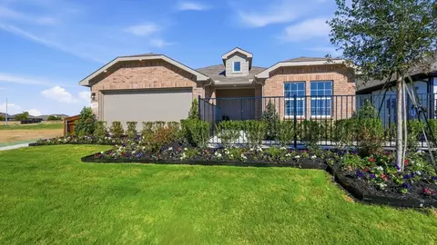 1100 Belhaven St, Granbury, TX 76048