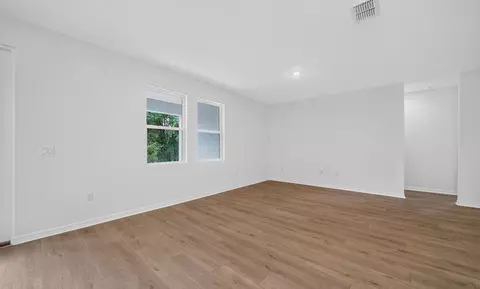 Living - 1634 Cane Bamboo St, Saint Cloud, FL 34771 photo 4 of 6