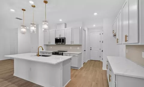 Kitchen - 1634 Cane Bamboo St, Saint Cloud, FL 34771 photo 3 of 6
