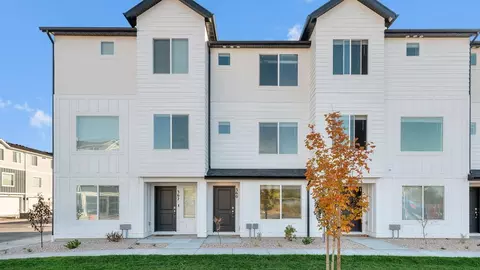 294 E 1275 N #107, Harrisville, UT 84404