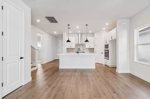 Living - 7635 Addison Ave, Bradenton, FL 34210 photo 1 of 5