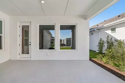 Exterior - 7635 Addison Ave, Bradenton, FL 34210 photo 4 of 10