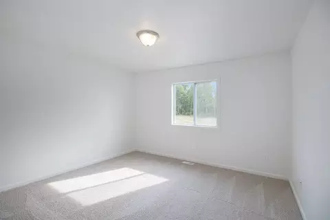 Bedroom - Pear Tree Drive, Burton, MI 48519 photo 2 of 6