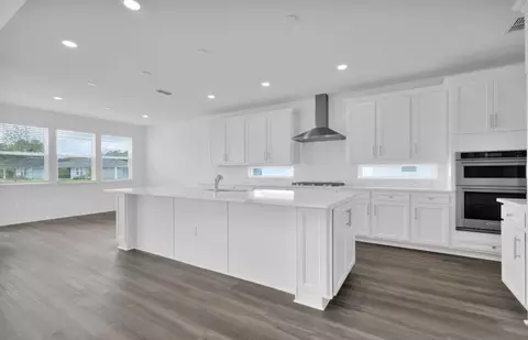 Kitchen - 205 Cedar Preserve Ln, Saint Augustine, FL 32095 photo 2 of 5