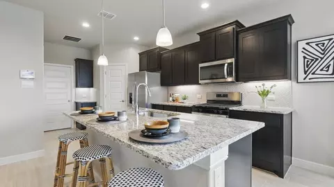 Kitchen - 1935 Jackson St, Cleburne, TX 76033 photo 2 of 8