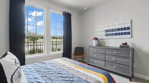 Bedroom - 1935 Jackson St, Cleburne, TX 76033 photo 5 of 17
