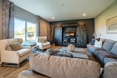 Living - 1322 Trailhead Pl, Harrison, OH 45030 photo 7 of 16