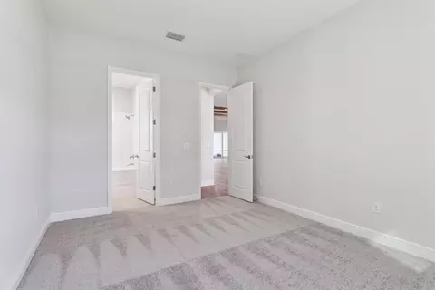 Bedroom - 10743 Spring Sapling Cir, Parrish, FL 34219 photo 3 of 9