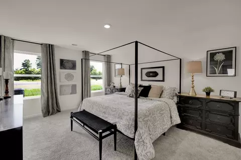 Bedroom - 1002 Persimmon Holw, Greeneville, TN 37745 photo 1 of 13