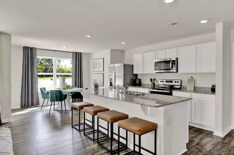 Kitchen - 1002 Persimmon Holw, Greeneville, TN 37745 photo 1 of 7