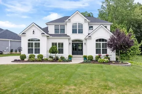 943 Heartridge Dr, Northfield, OH 44067
