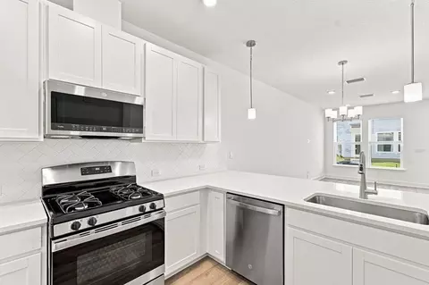 Kitchen - 724 Windchime St, Yulee, FL 32097 photo 2 of 2