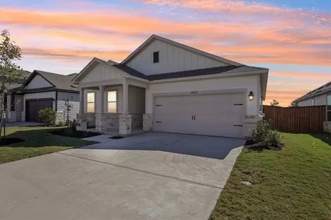 Exterior - 11312 Comano Dr, Austin, TX 78747 photo 4 of 5