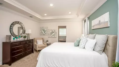Bedroom - 2214 Elegant Mnr Cir, Edgewater, FL 32141 photo 2 of 3