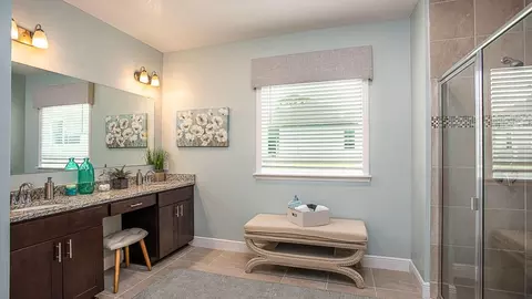 Bath - 2214 Elegant Mnr Cir, Edgewater, FL 32141 photo 2 of 5