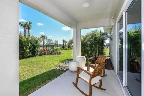 Exterior - 11830 Richmond Trl, Parrish, FL 34219 photo 3 of 7