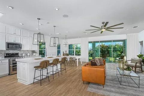 Kitchen - 11830 Richmond Trl, Parrish, FL 34219 photo 1 of 10