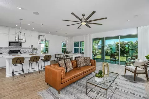 Living - 11830 Richmond Trl, Parrish, FL 34219 photo 2 of 4