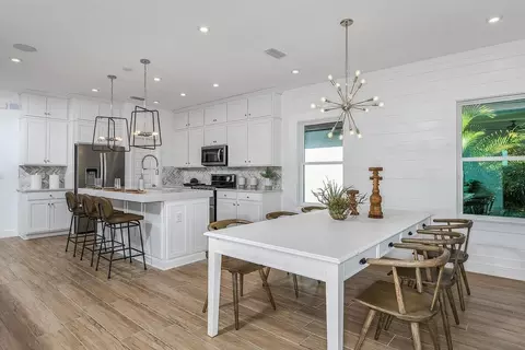 Dining - 11830 Richmond Trl, Parrish, FL 34219 photo 2 of 3